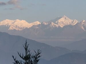 kalimpong hotels with kanchenjunga view